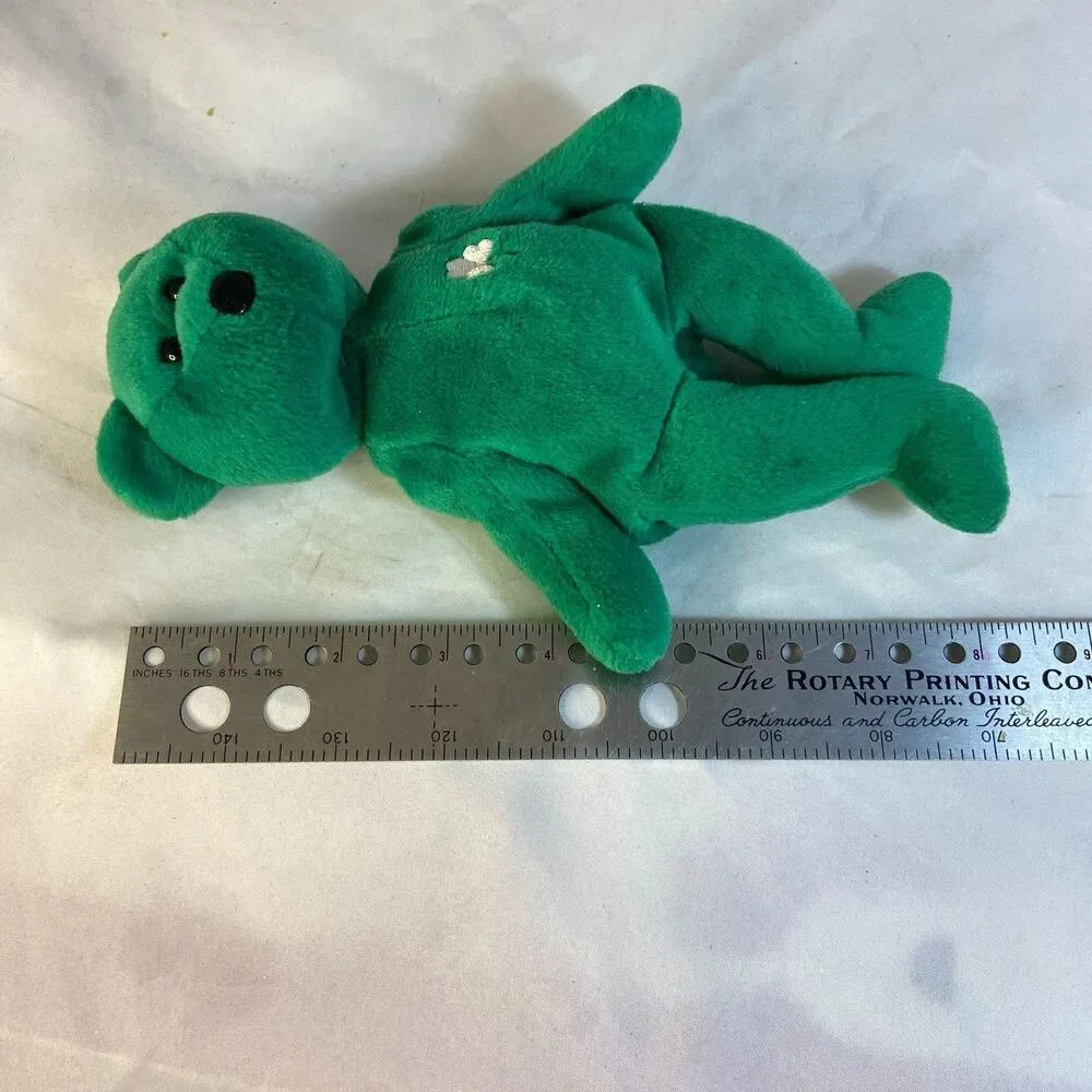 #8301 TY ERIN 1997 RETIRED PLUSH BEAR GREEN 8 IN